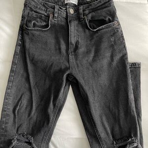 zara ripped jeans